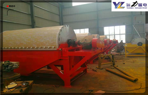 干式磁选机,干式磁选机广泛应用于黑色金属和磁性物质_磁性矿粒铁矿锰矿干式磁选机_干式开云在线(中国)怎样才能增加高磁感强度的属性?工作视频皮带及结构价格 干式磁选机,干式磁选机广泛应用于黑色金属和磁性物质_磁性矿粒铁矿锰矿干式磁选机_干式开云在线(中国)怎样才能增加高磁感强度的属性?工作视频皮带及结构价格