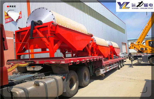 干式磁选机，干式磁选机在选铁矿方面屡建奇功！_磁性矿粒铁矿锰矿干式磁选机_干式开云在线（中国）怎样才能增加高磁感强度的属性？工作视频皮带及结构价格