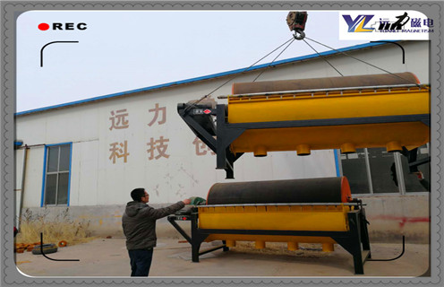 干式磁选机,连续自动除铁提纯的干式磁选机独特之处!_磁性矿粒铁矿锰矿干式磁选机_干式开云在线(中国)怎样才能增加高磁感强度的属性?工作视频皮带及结构价格 干式磁选机,连续自动除铁提纯的干式磁选机独特之处!_磁性矿粒铁矿锰矿干式磁选机_干式开云在线(中国)怎样才能增加高磁感强度的属性?工作视频皮带及结构价格