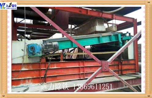 平板磁选机，河南平板磁选机_河南平板磁选机定制适用场合永磁排列图工作原理_选矿规格参数及执行标准