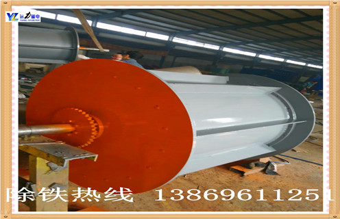 全磁　开云在线生产的全磁滚筒通常安装在输送带端头上，使用环境更适用于大批量的矿石，谷物，沙子，砂砾，塑料，木材，碎玻璃，废料等干性物料中的跟大含量的铁屑，铁片，铁块或者其他铁磁性物料自动分离。