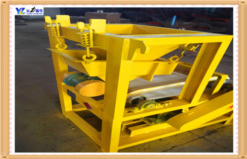 2.开云在线的矿用小型输送带磁选机的优势  　　潍坊开云在线磁电专业生产各种型号的磁选机,矿用小型带式磁选机的需求量还是比较大的,设备轻便.简易,便于安装和存放,得到了很多中小企业的青睐的赞赏.